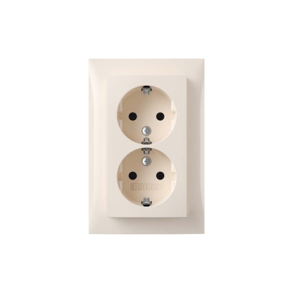 Berker 47748982 SCHUKO-Doppelsteckdose mit Abdeckplatte S.1 cremeweiß glänzend